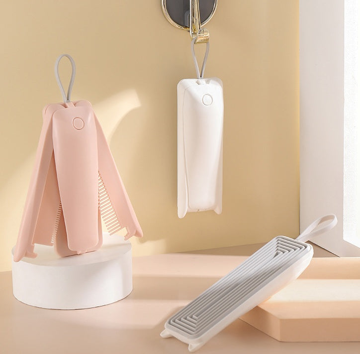 Briliant Hair Grooming Brush for your Dog