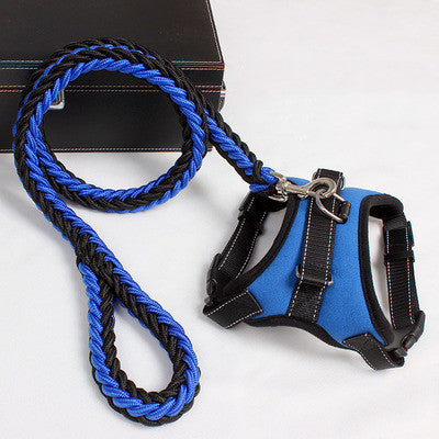 Fantastic Dog Leash made by long-lasting Nylon materials